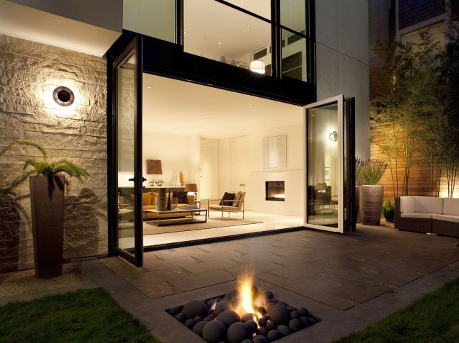 How Did You Buy Your House? 30 Buyers Share A Tip