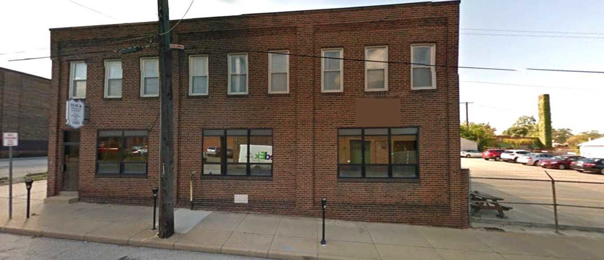 Unique Lakewood Office and Warehouse Building for Sale  for $79,000