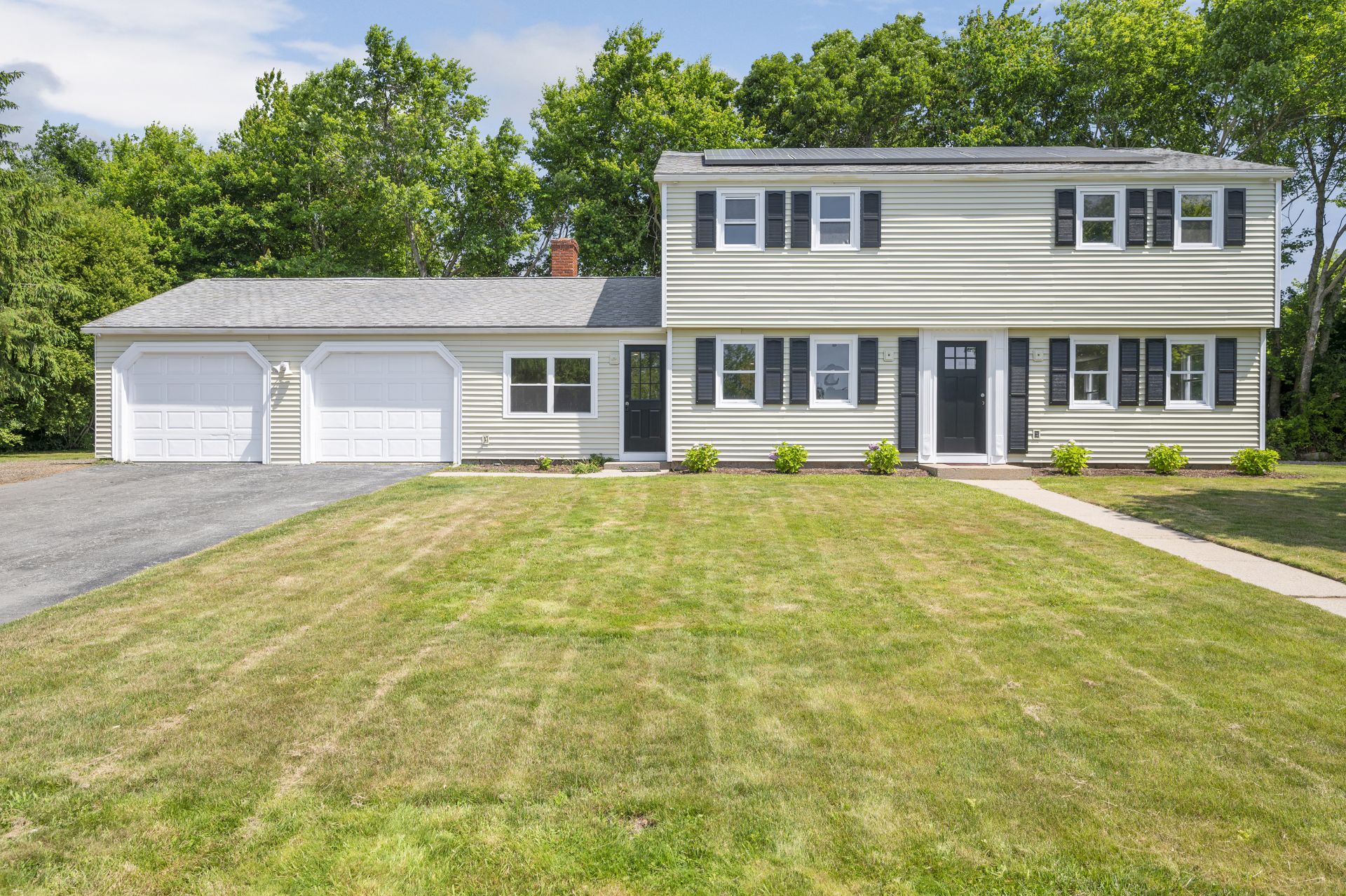 2026 SUMMER VACATION RENTAL – 155 SAKONNET RD / NARRAGANSETT 5 BR $3850