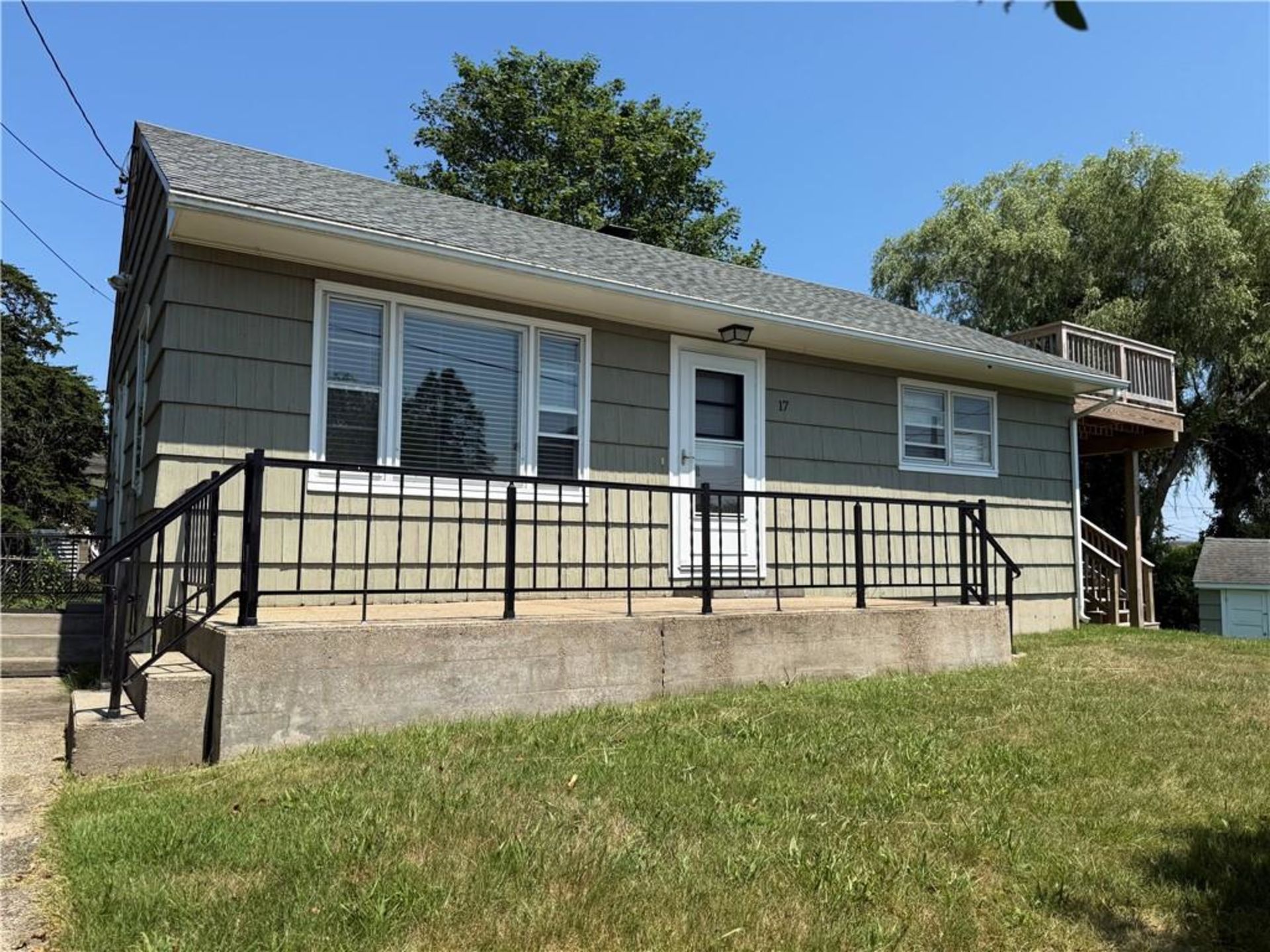 FOR SALE 17 SALTAIRE AVENUE, NARRAGANSETT, RI 02882 $799,900