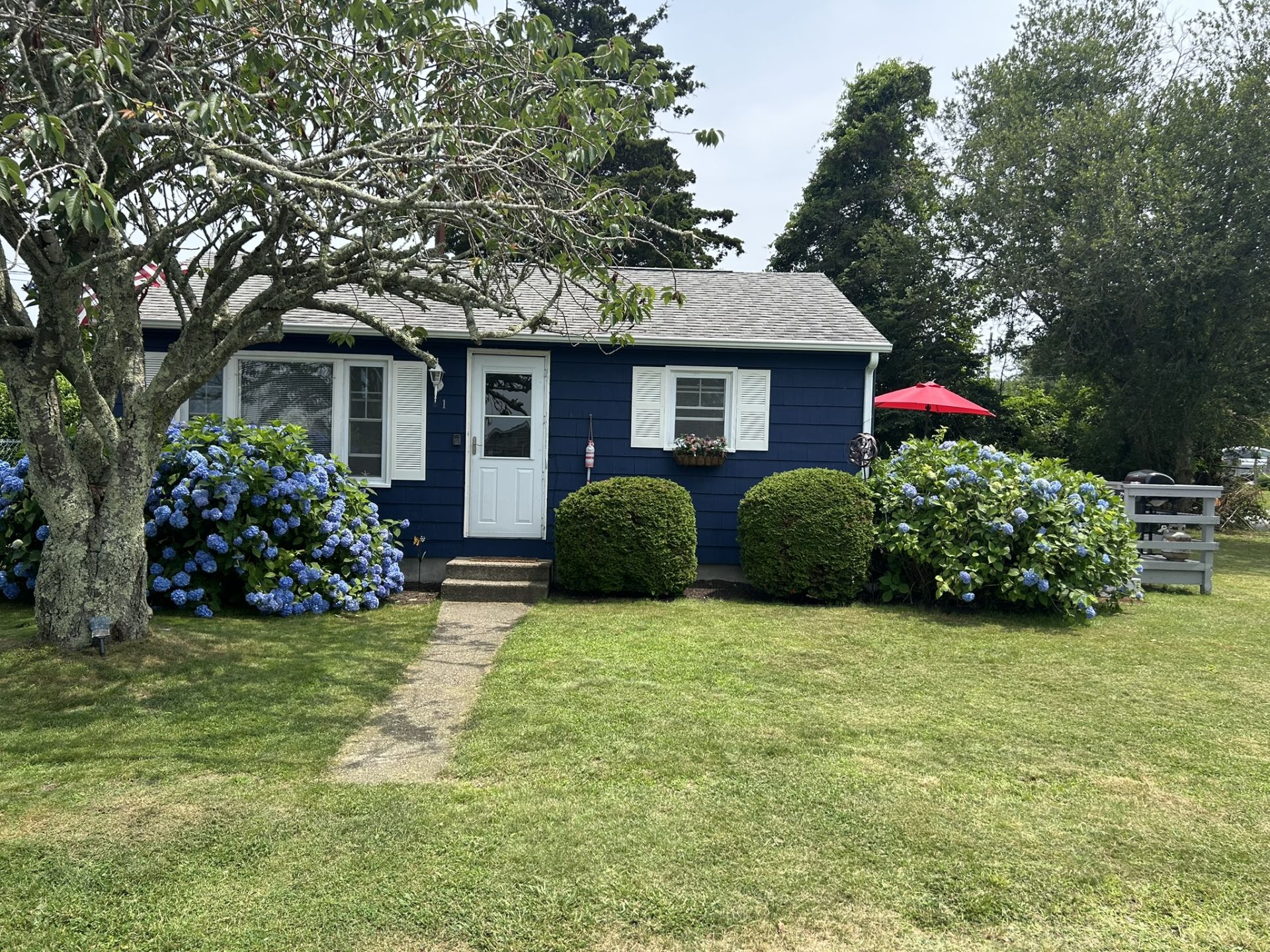 ACADEMIC RENTAL 2027/2028 1 COLLINS ROAD, NARRAGANSETT, RI 02882