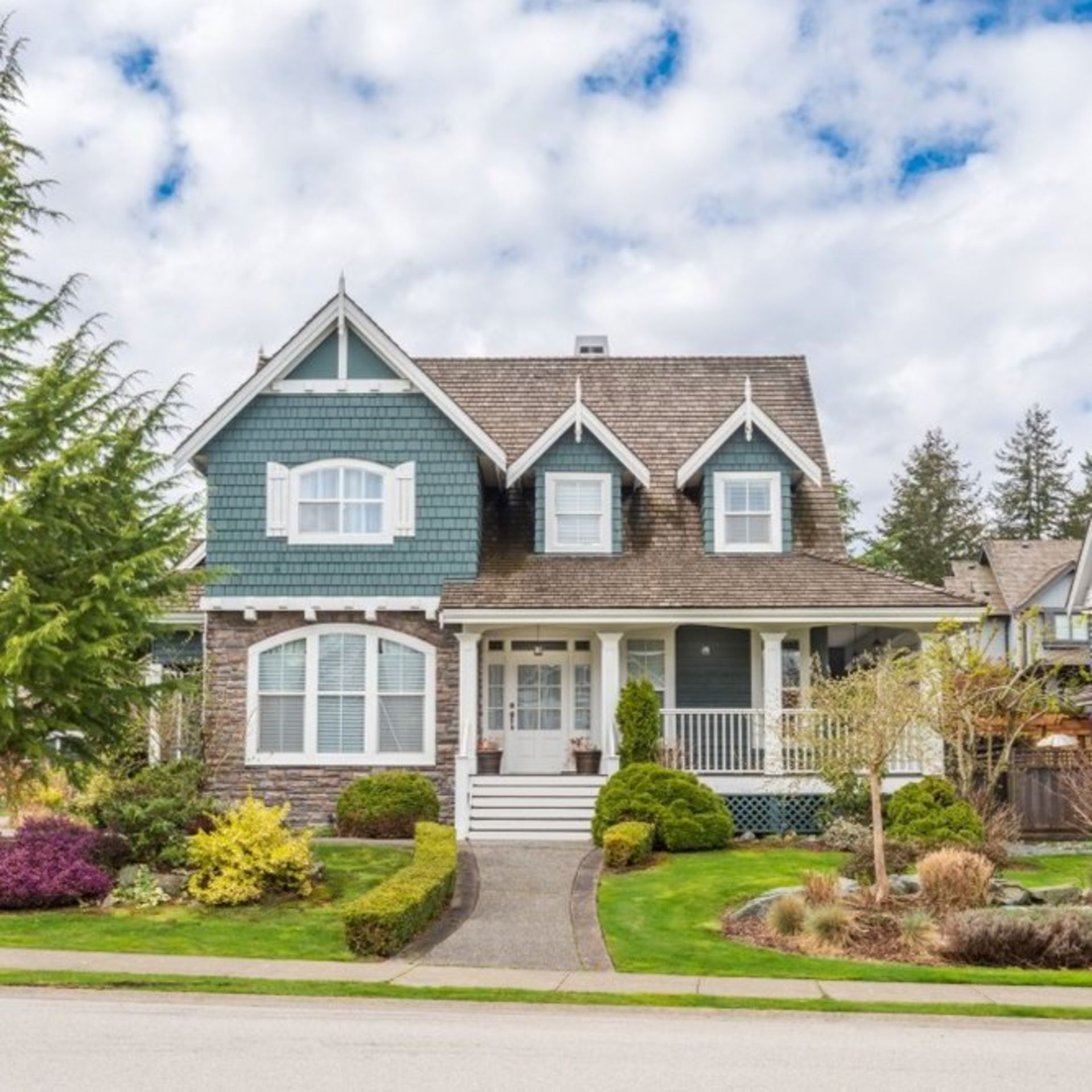 Falling Out of Love with Your House? It May Be Time to Move FIRST