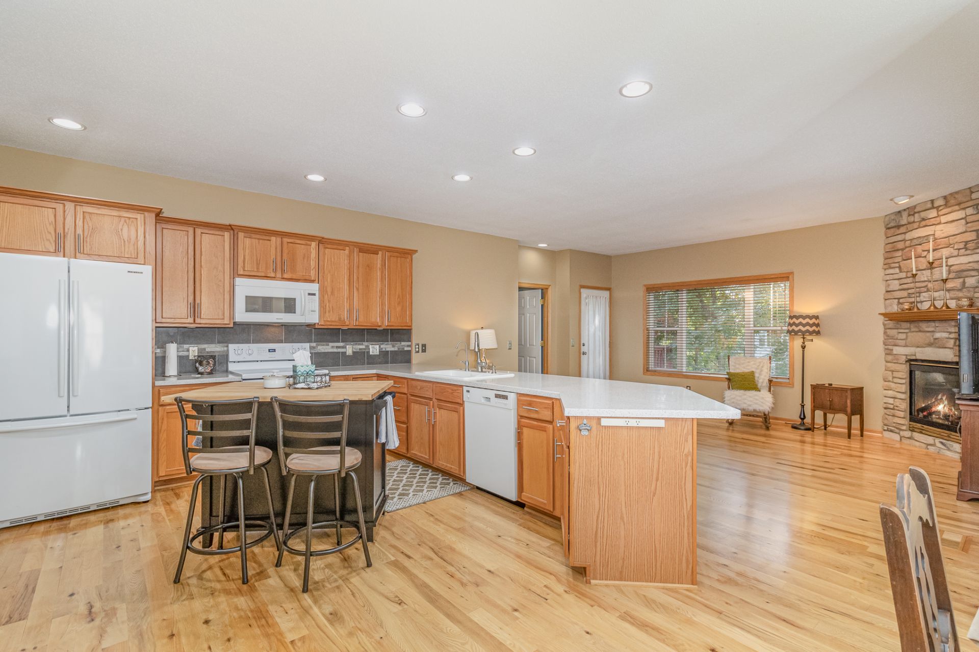 OPEN HOUSE Saturday, Oct 5th – 12-2pm