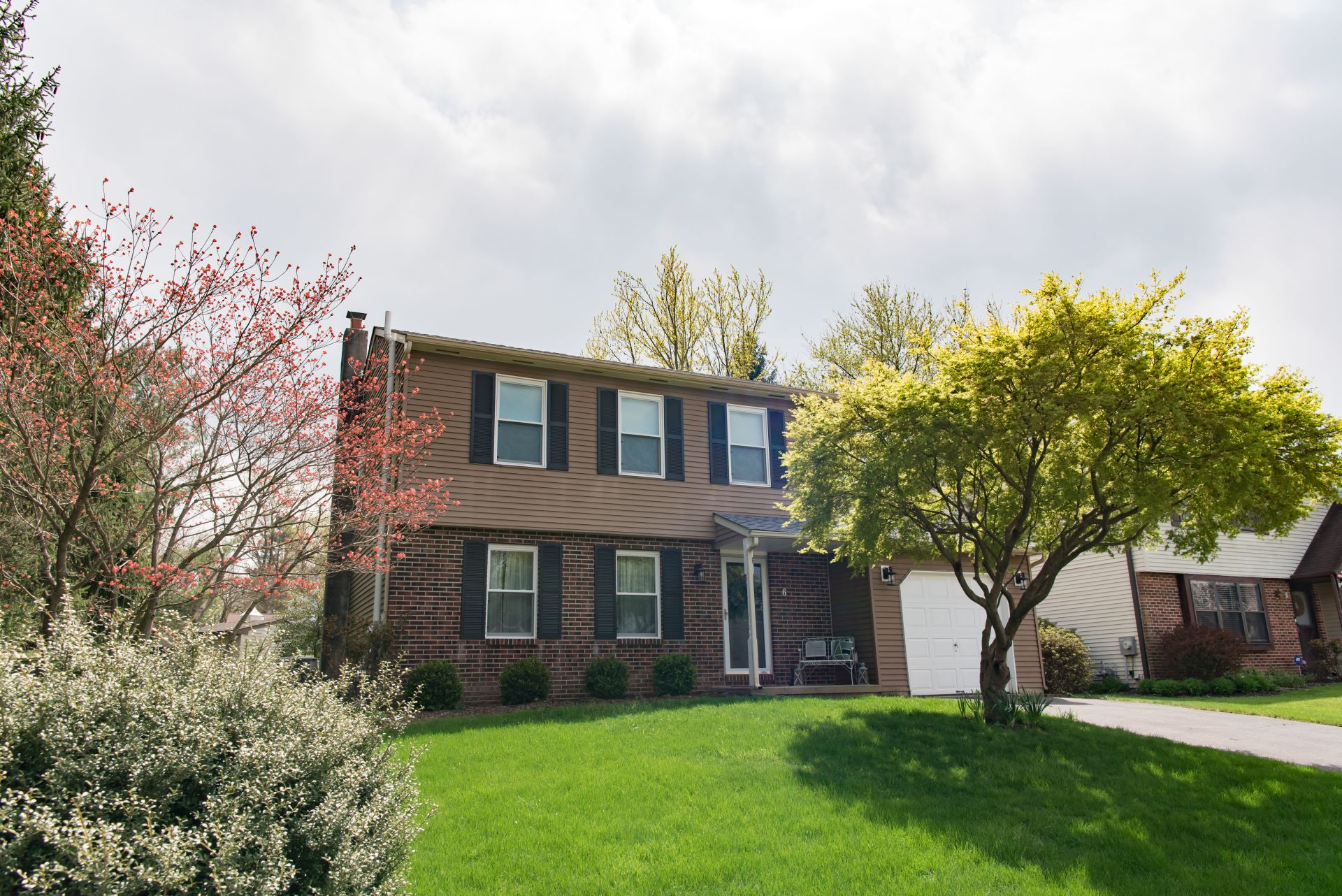 6 DOWNEY DRIVE HORSHAM