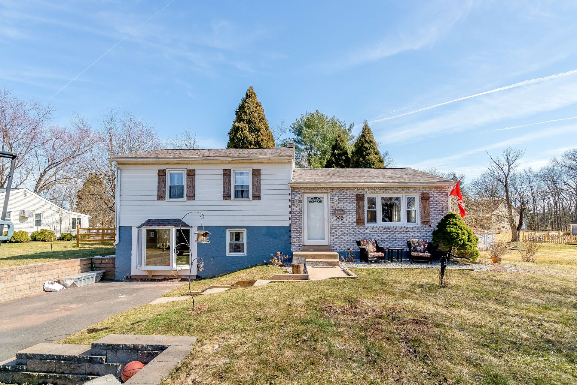 962 MARY ELLEN LANE COLLEGEVILLE