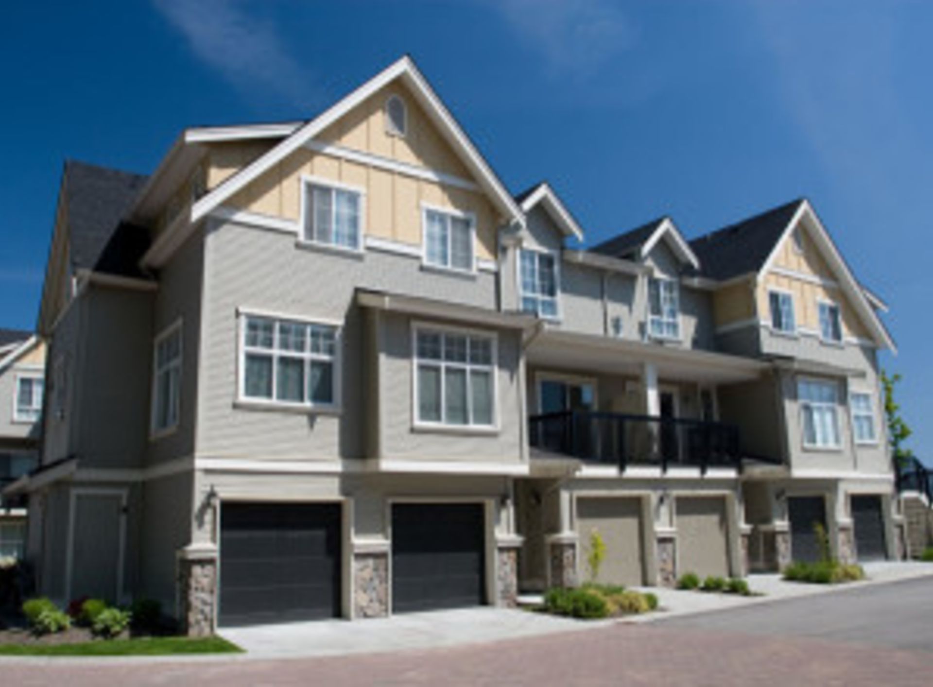 Multifamily Home? How Owning Several Units Can Lead to a Steady Cash Flow