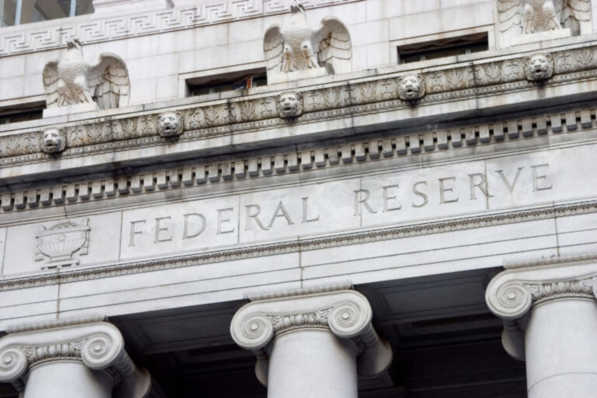 Fed Raises Interest Rate to 15-Year High