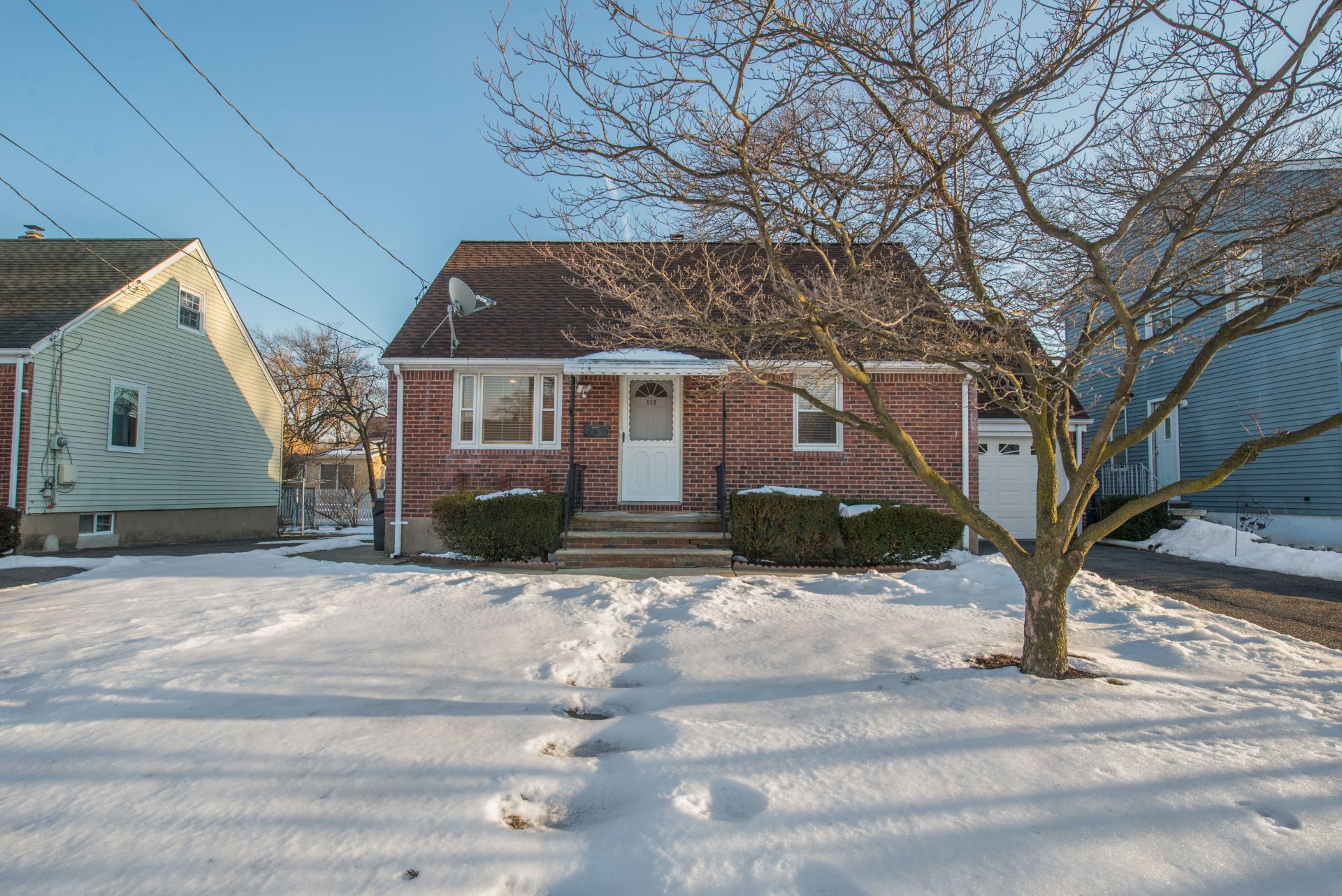 Updated 3 Bedroom Cape Cod for Sale in Elmwood Park