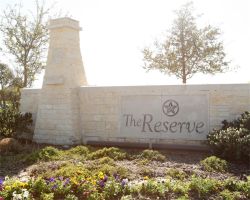 We invite you to the gorgeous community of Riverstone!