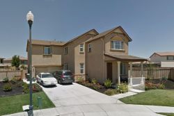 Cute Single story updated townhome at Park Villas Pleasanton