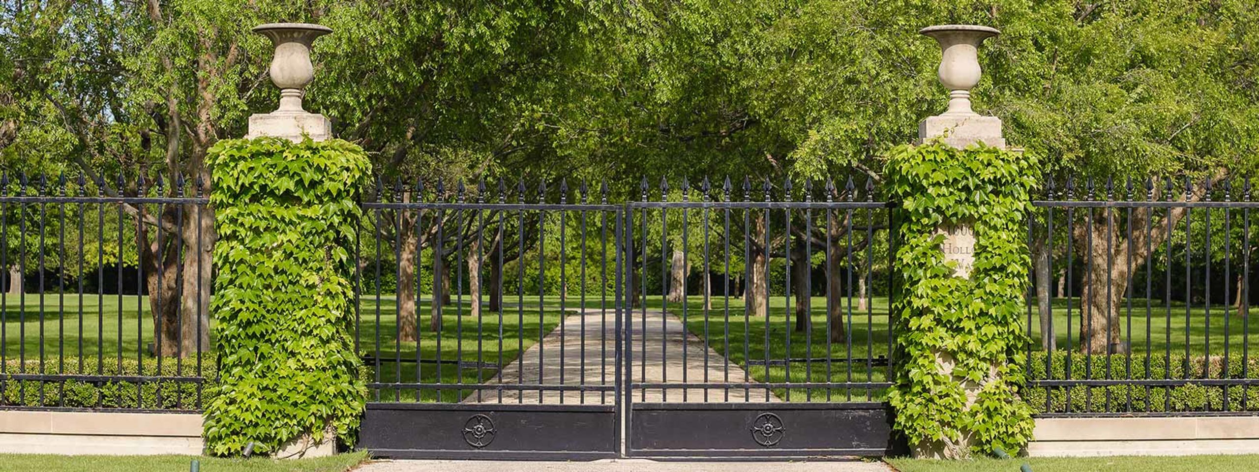 Preston Hollow - Sabrina Bell