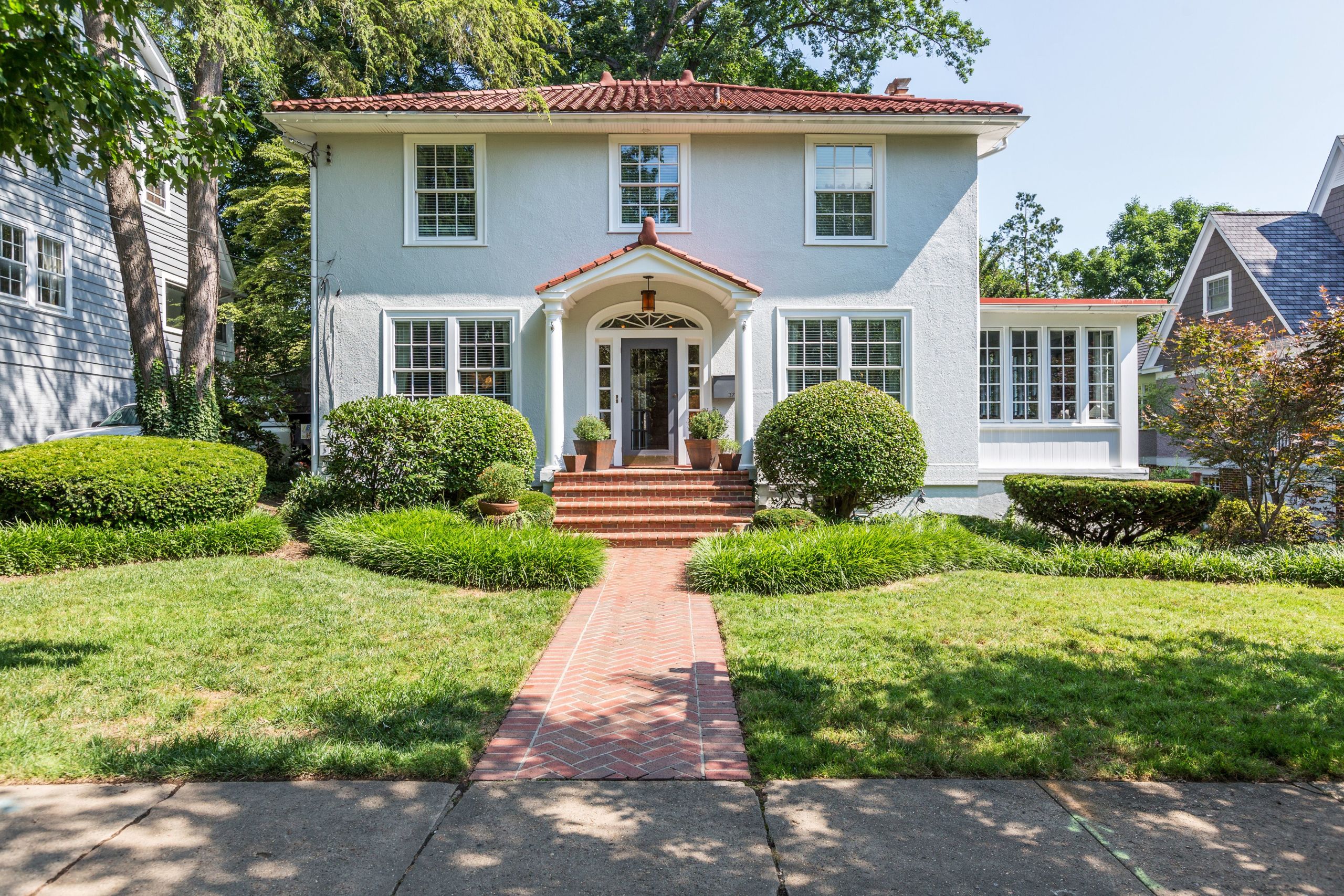 SOLD - Chevy Chase, MD - $1,450,000 - Represented Buyer