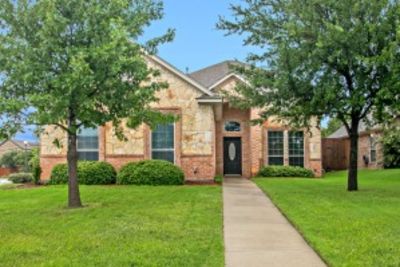 3 Must See New Listings In Denton and Sanger!