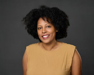 Tezeta "Tez" Roro