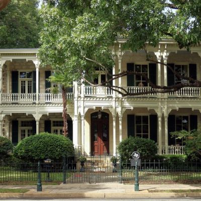 Is Buying a Historic Home Right for You?