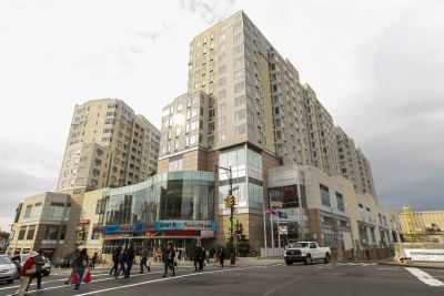 Flushing Becomes a Draw for Developers