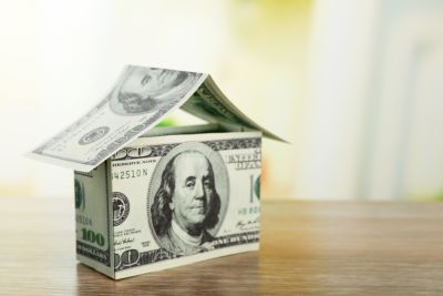 Overpricing and Testing the Market