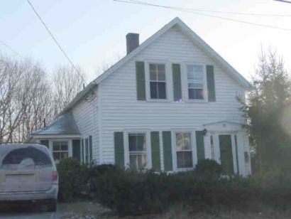 SHORT TERM LEASE DECEMBER 1, 2025-MAY 31, 2026 3BR/1BA HOME IN SOUTH KINGSTOWN, RI
