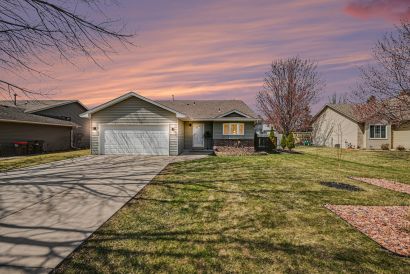 New on Market in Cottage Grove &amp; OPEN HOUSE Saturday, April 11