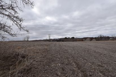 Wonderful 1.56 acre lot in Hammond!  Bring your own builder!
