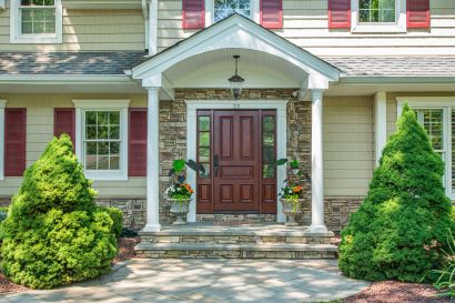 20 Cosmetic Upgrades to Sell Your Home in Record Time