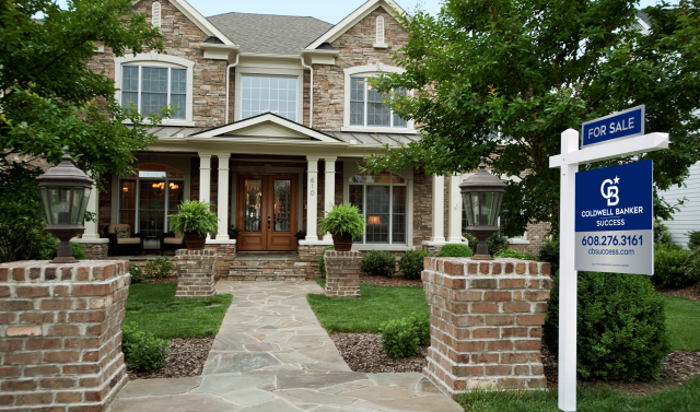 Coldwell Banker Success Realtors Buying Selling Homes