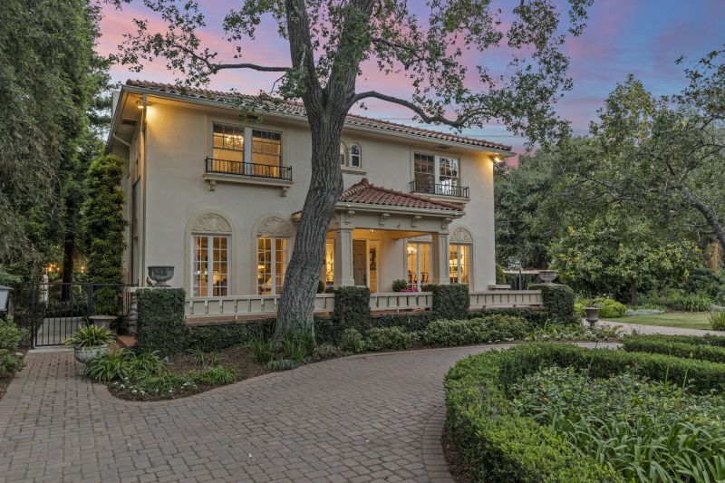 Welcome to our Foothills!