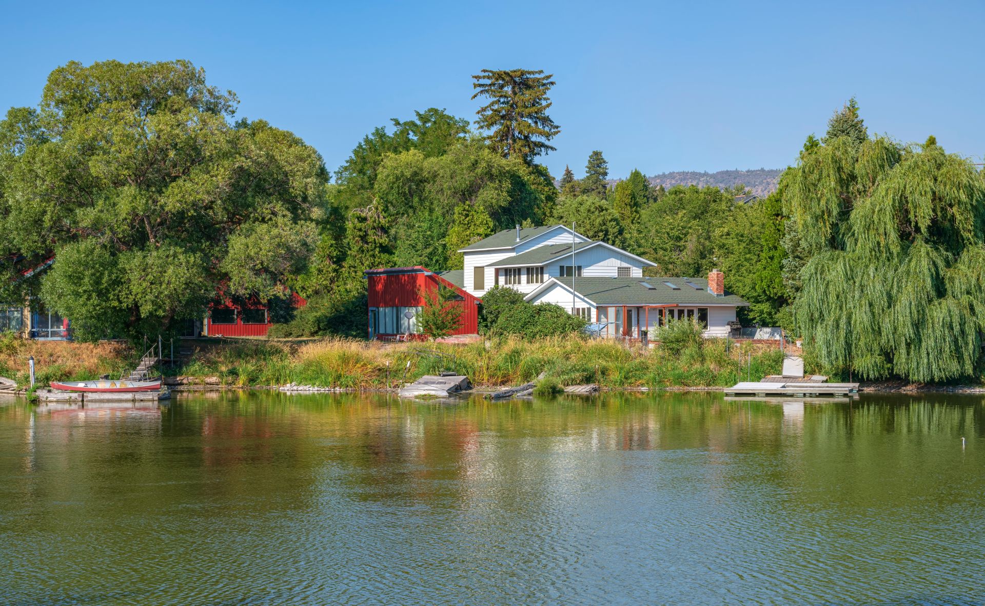 Image showcasing Discover Eco-Villages: Oregon's Sustainable Living