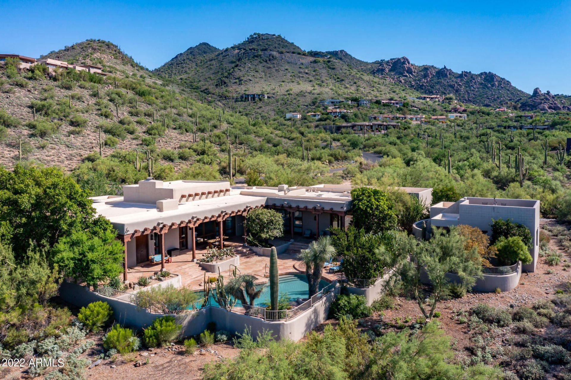 CAREFREE FOOTHILLS Your Luxury Real Estate Expert