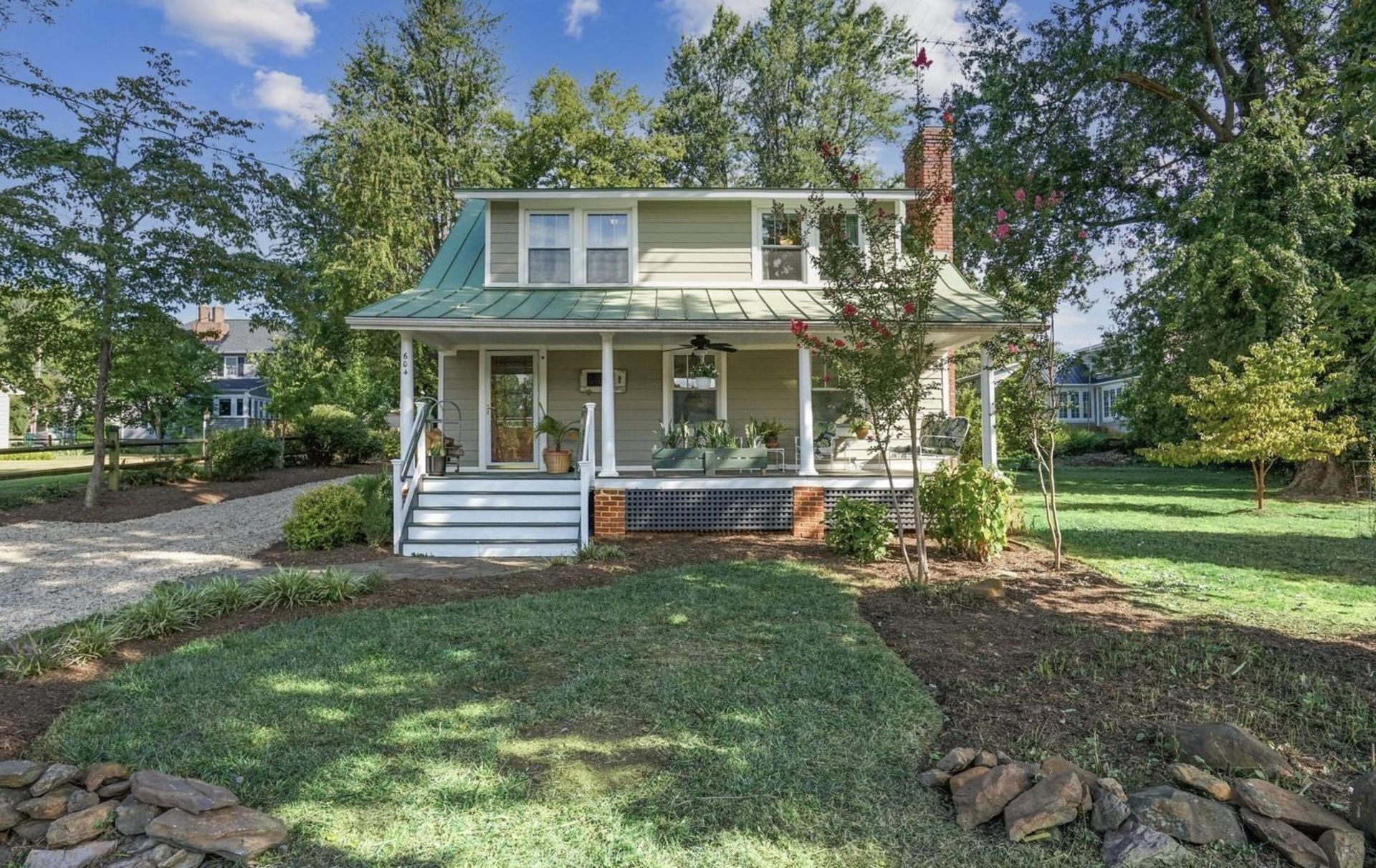 Fall Favorites Discover new homes, neighborhoods and more.