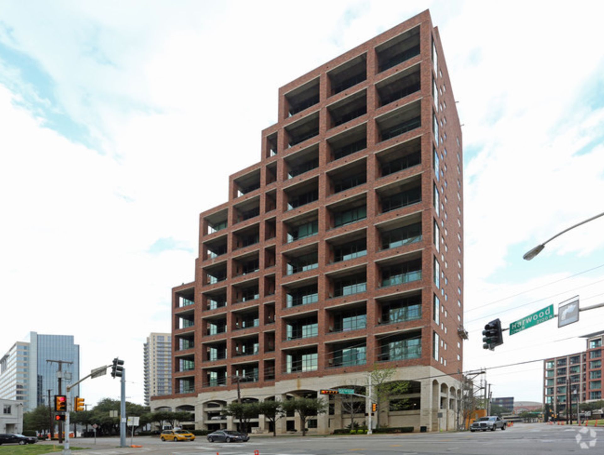 1999 McKinney Lofts