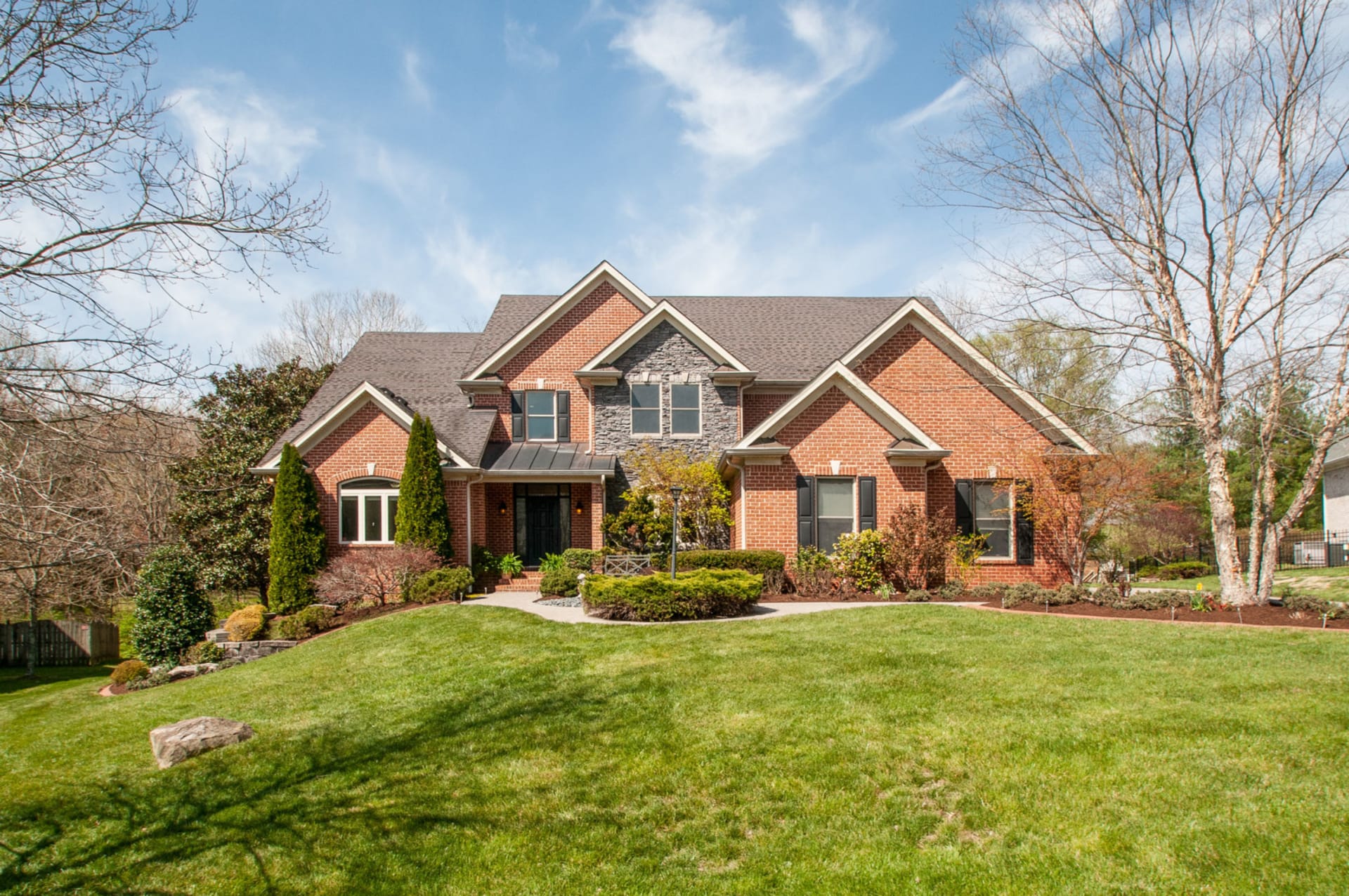 Gretchen & Lauren Jolly - Benchmark Realty, LLC