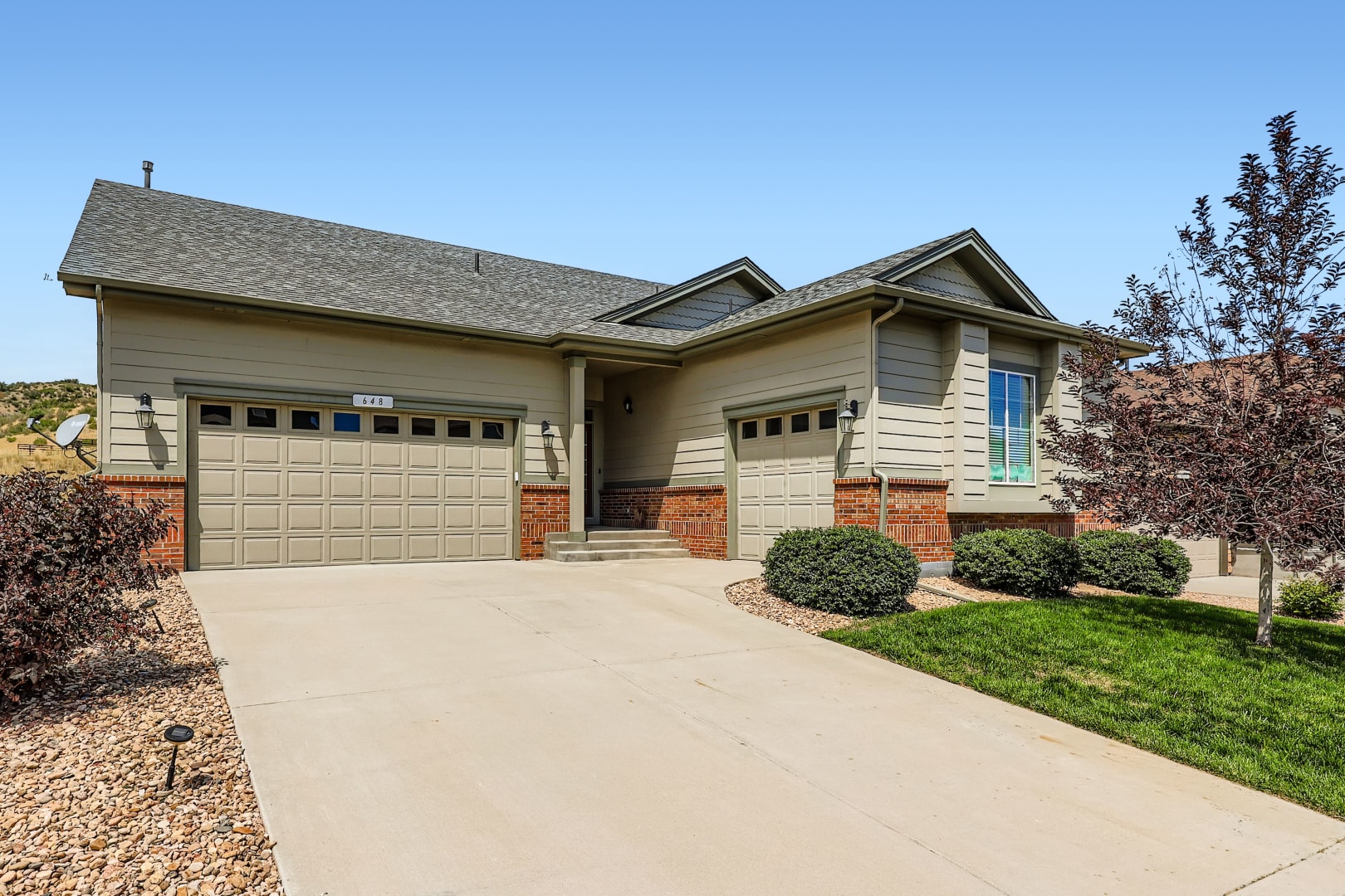 Coluxe Realty