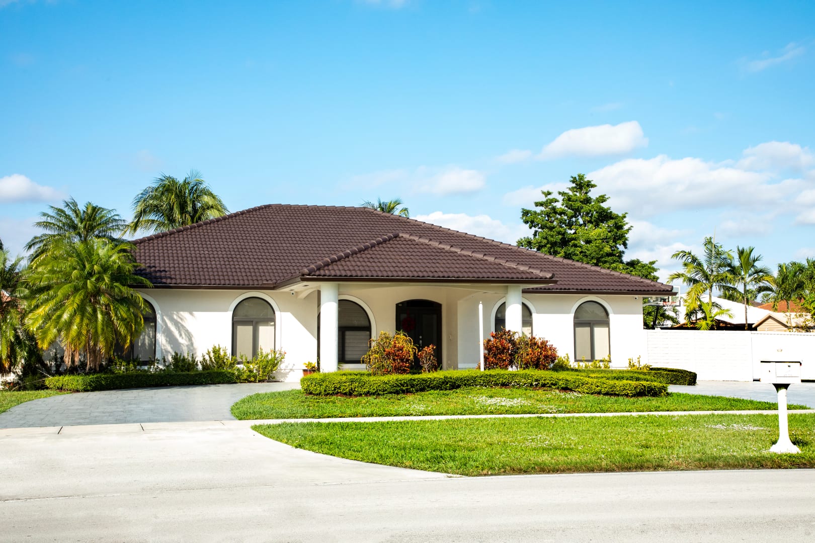 Doctors Lake Realty