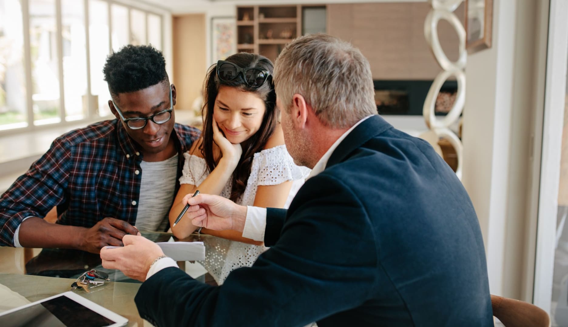 4 Questions to Ask Before Selling a Home