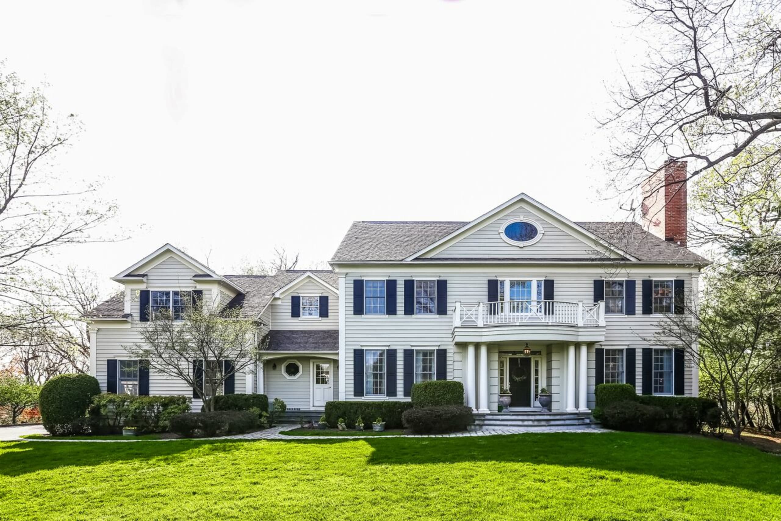 inception-app-prod/M2JiYjg3NTYtZGMxYS00ZTFmLThiMDgtZDM3OGEwN2YzMDE4/favicon/2019/01/7 manor .jpeg