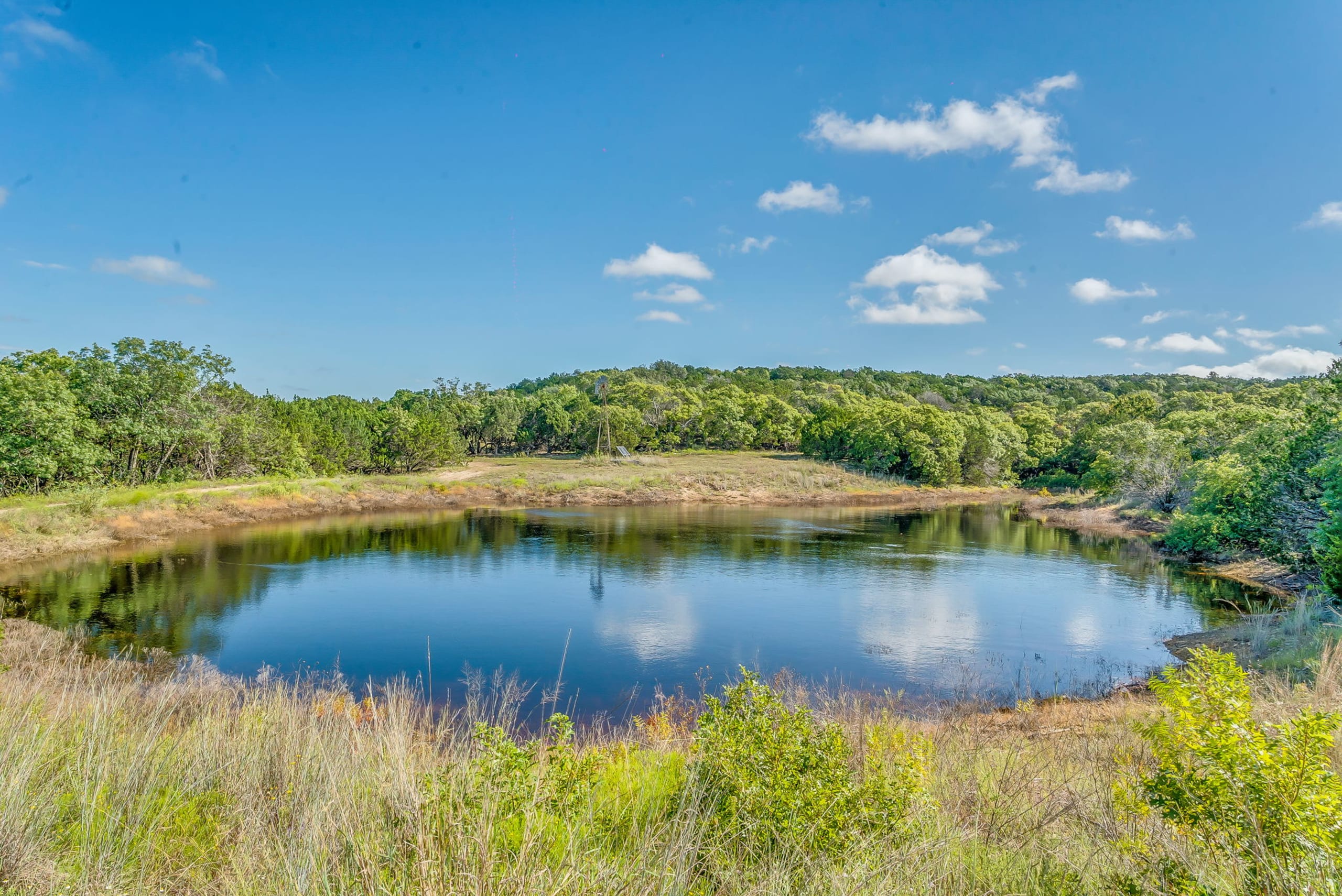 Land Company of Texas inception-app-prod/MDI2NmQyNDYtMTA0Ny00NGE4LTgzZTktMjU5ZTg1N2FmMTkw/content/2025/03/efcb963ab86d7b336221ee2bc3b9724a13c04ed4.jpg