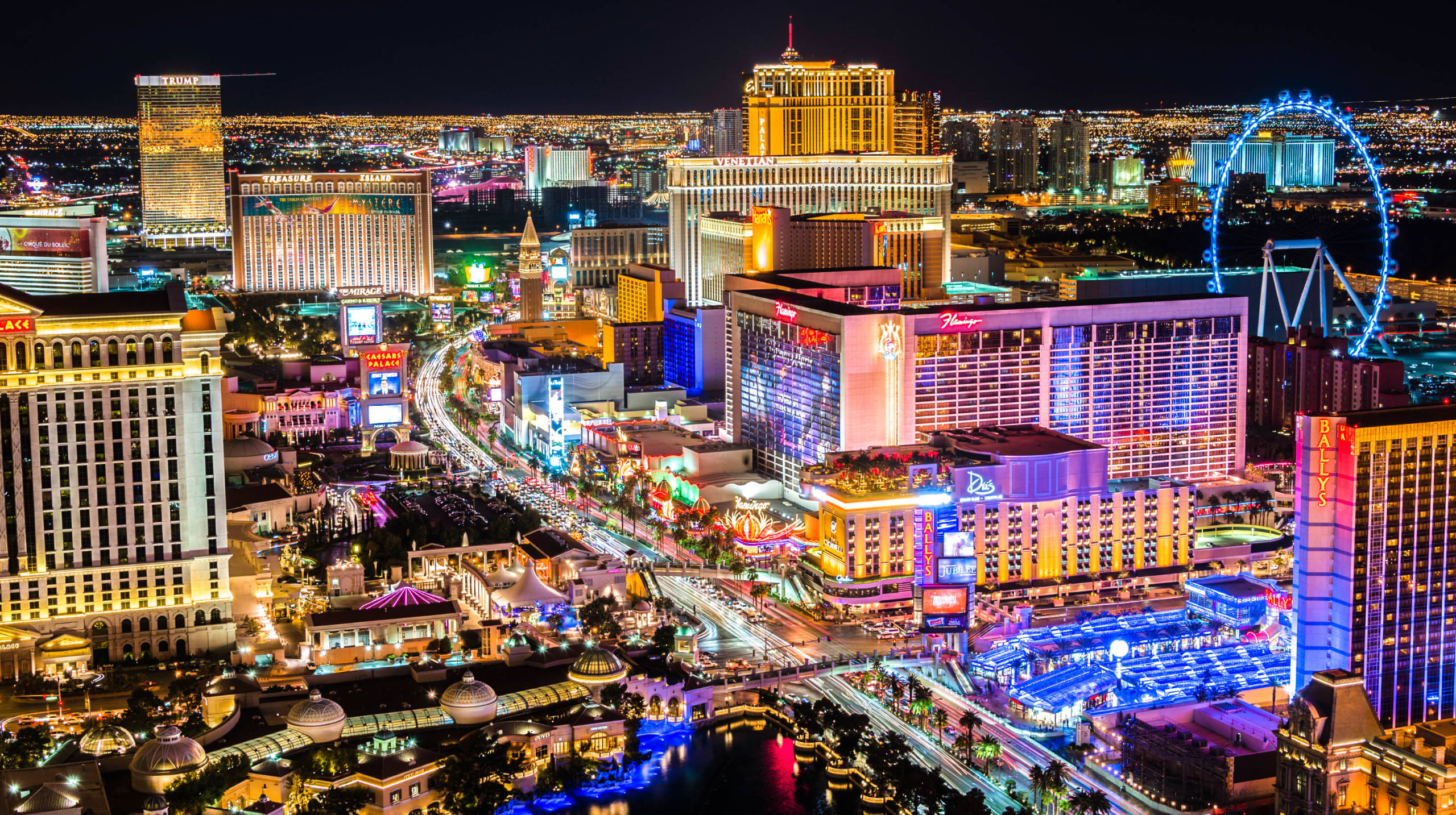 inception-app-prod/MWMxZTEyNzktZDI3NC00ODQxLWFkYzgtNjU3ZWY3ODQzNGZl/favicon/2019/04/Las-Vegas-Strip-at-night-high-vantage-iStock_000082066557_Large-2-5.jpg