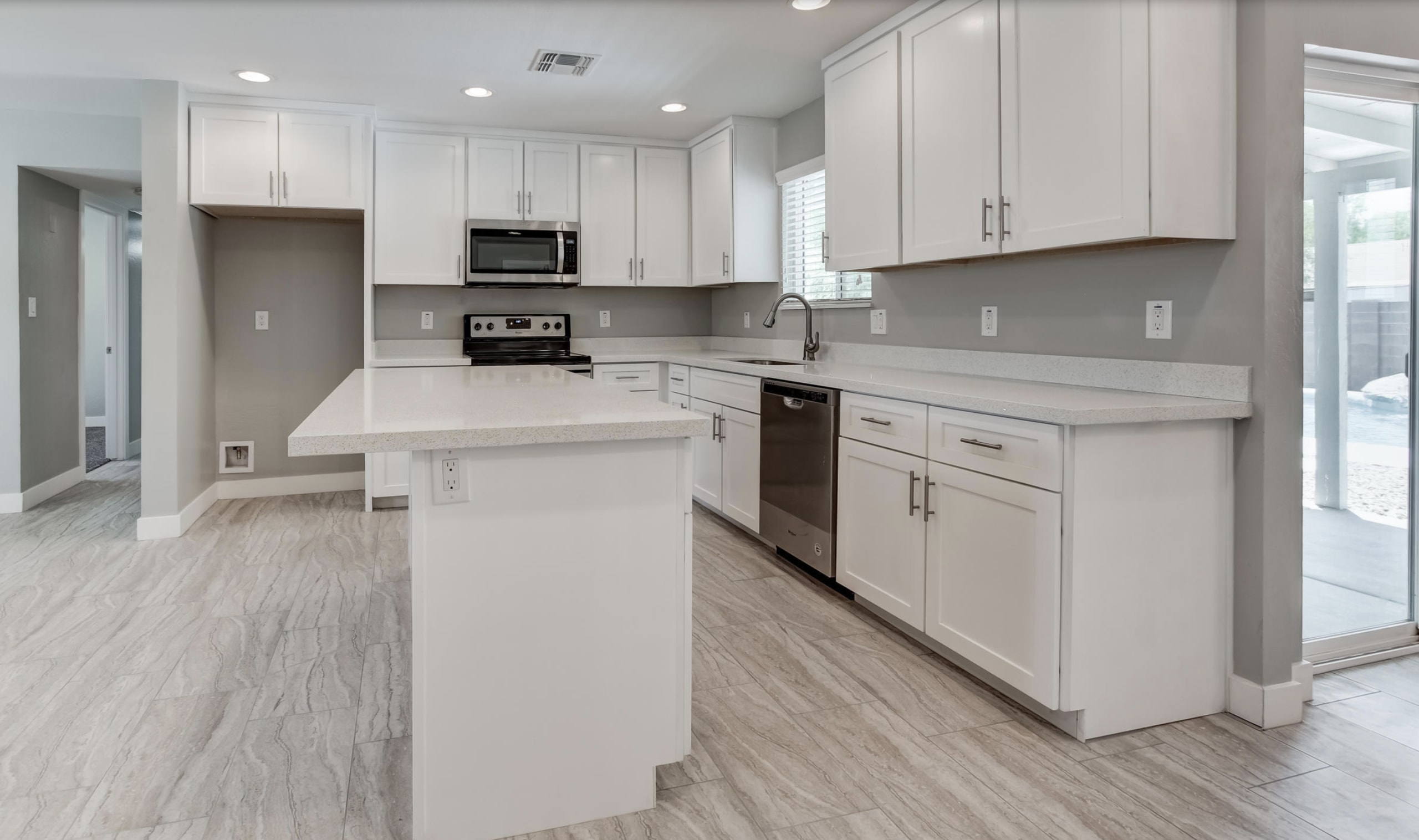 inception-app-prod/NjI0MzA2OGUtYzA0MS00MjgxLWJhYjctYmVmYTJjNDc0MTUw/favicon/2018/06/Screen Shot 2018-06-28 at 1.52.09 PM.png