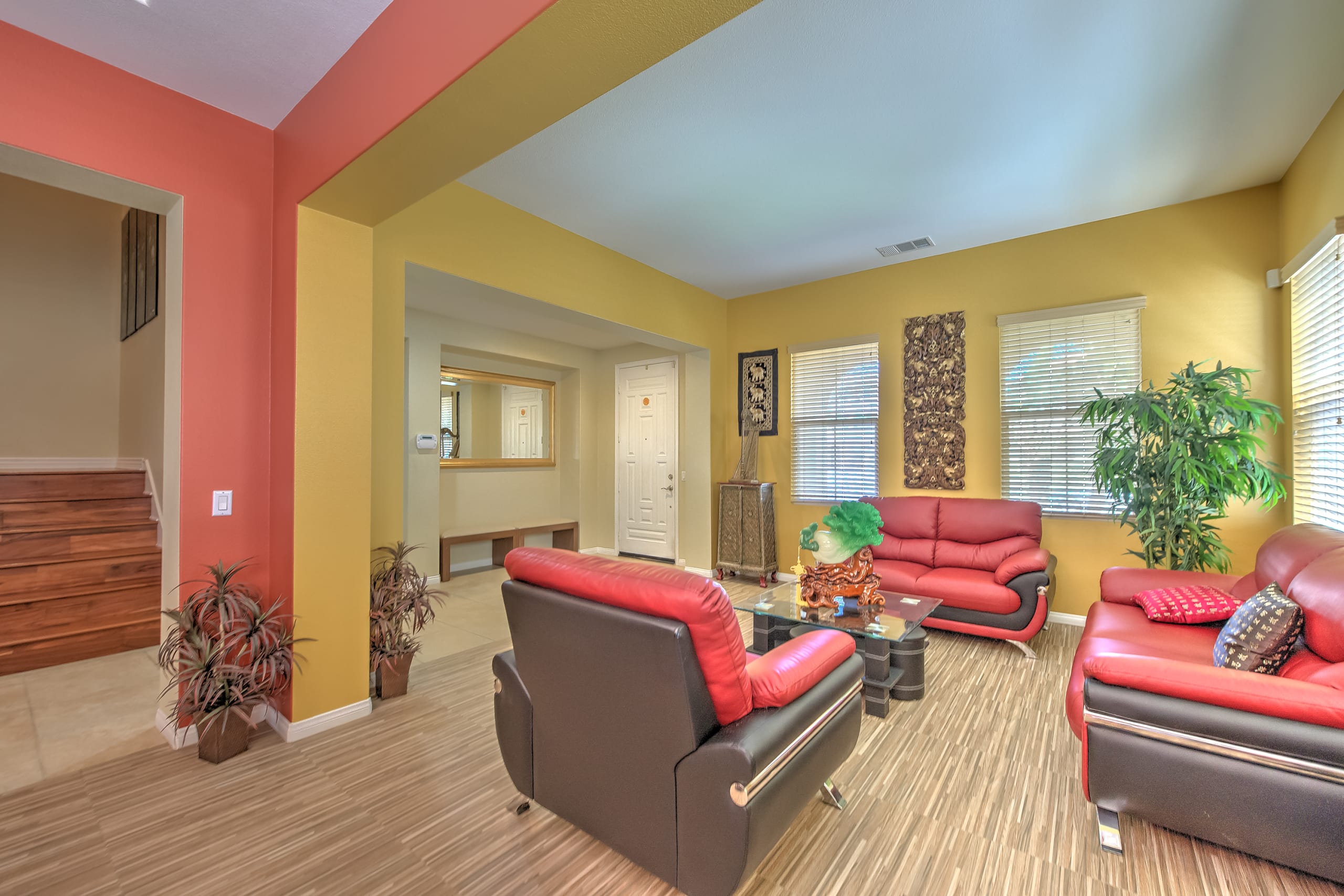 inception-app-prod/NmIzNWQ4NjctODE0NS00ZWUyLWE0ZGEtMDAyY2U3NDY4ODIw/favicon/2018/09/Living Room %281%29.jpg