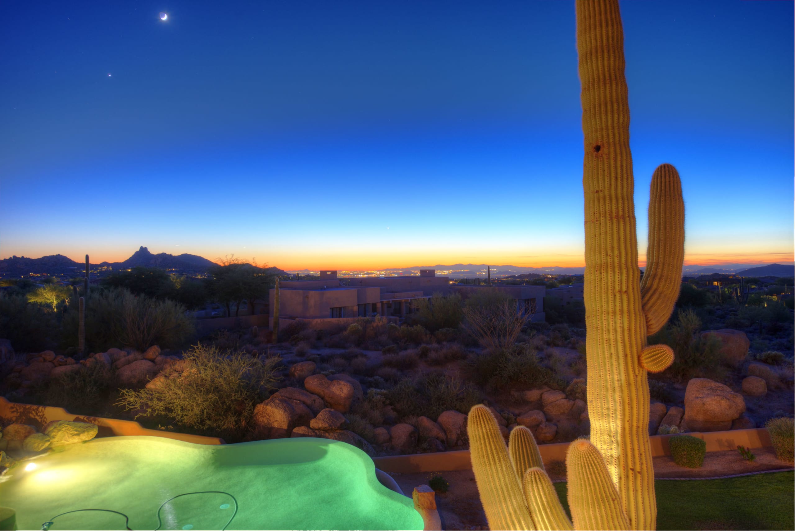 inception-app-prod/ODZmODMzNDUtNTFiYS00MGU2LThhZWQtMmJlYmRmZDIyZTAw/favicon/2018/05/028_City Lights %281%29.jpg