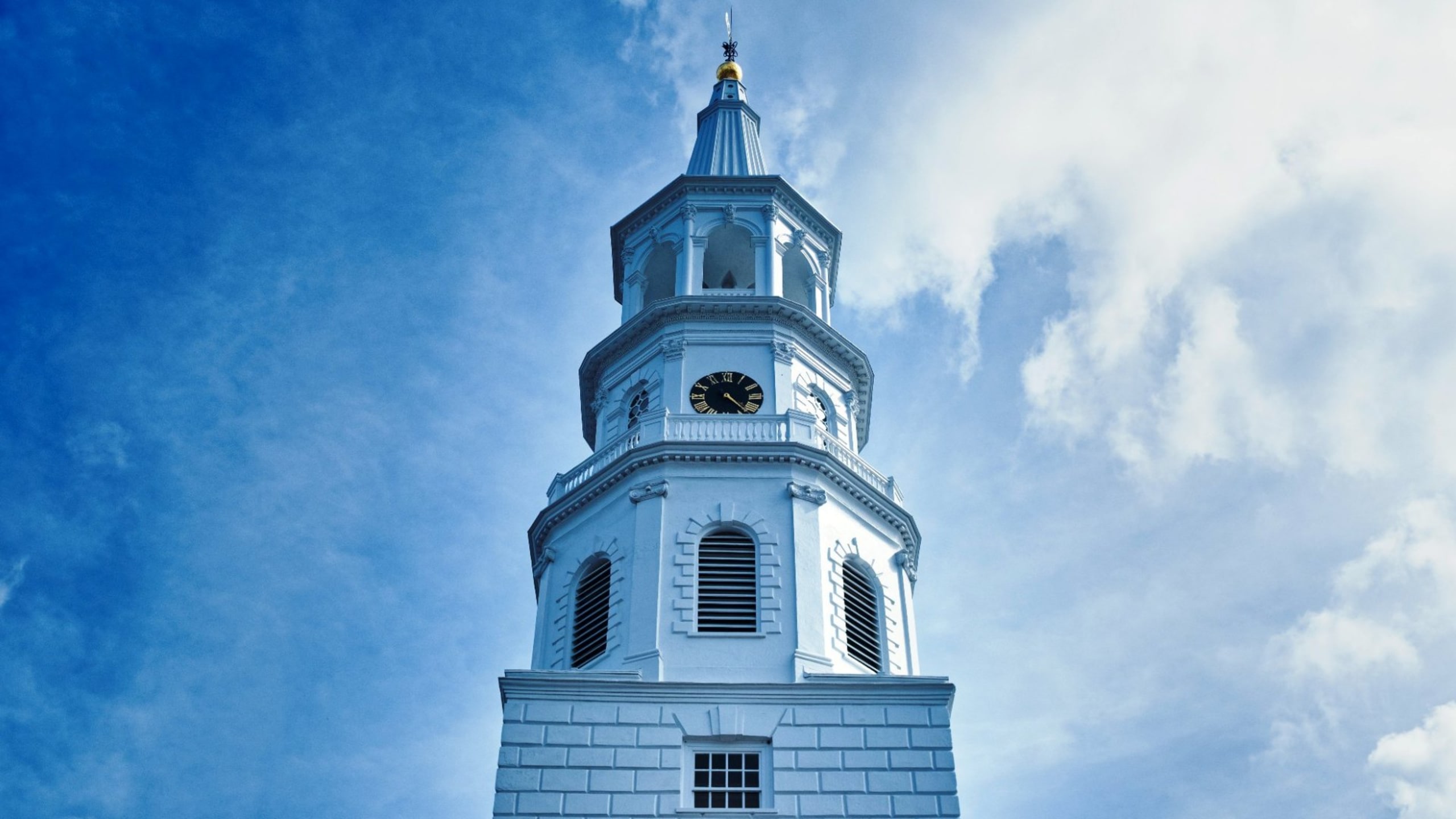 inception-app-prod/OGUwMjJmNzItMjI1MC00MGM3LWEwNjYtYmI1YmYwZTM2NjAy/favicon/2019/07/CHARLESTON HOMES FOR SALE.jpg