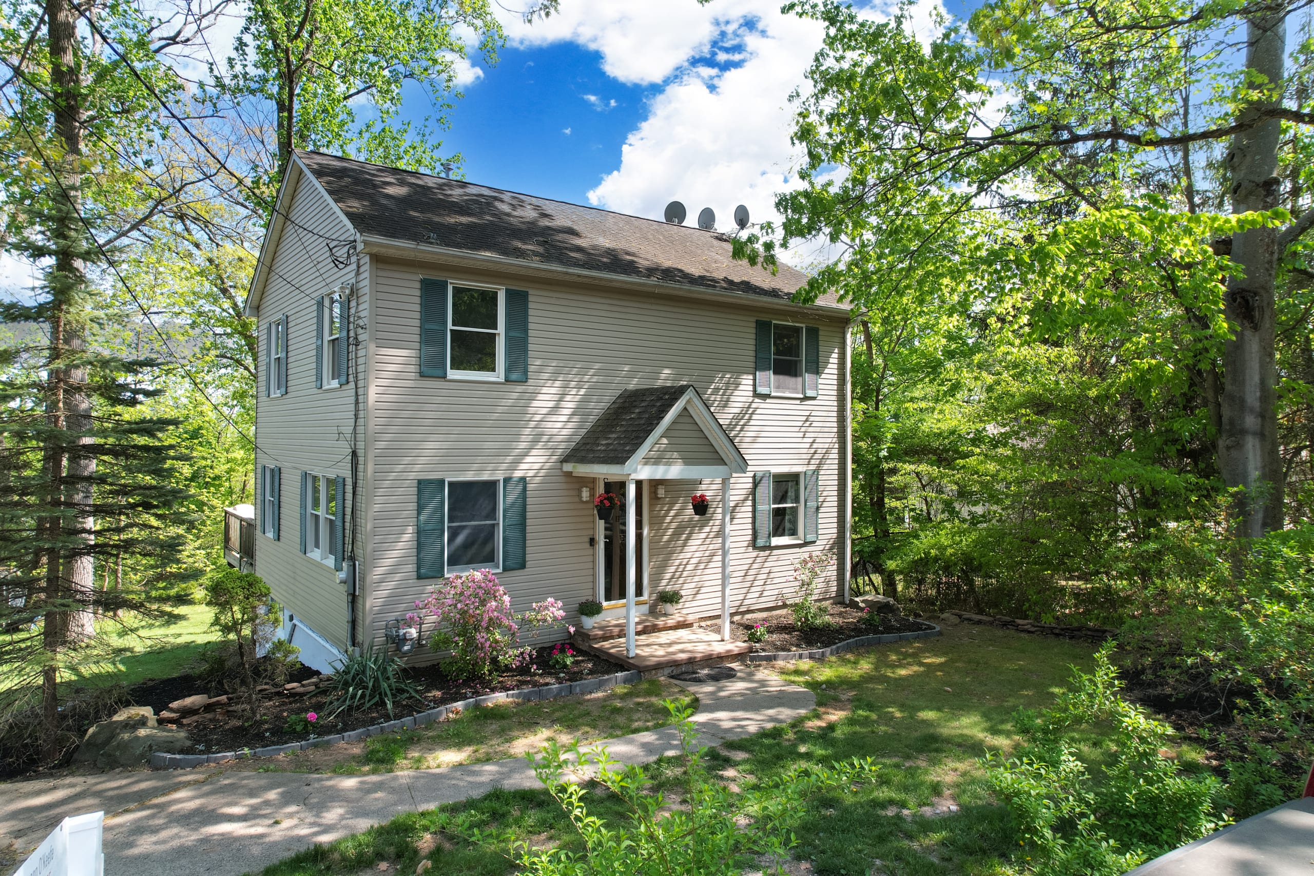 Roseann OKeefe inception-app-prod/Y2I2NWMzYWEtYmM5Zi00NjhkLWExNzYtZTNlNzg1MDBkNjc4/content/2025/06/78ebc17fe71b50733ba015543c0edfe7e5b819cd.jpg