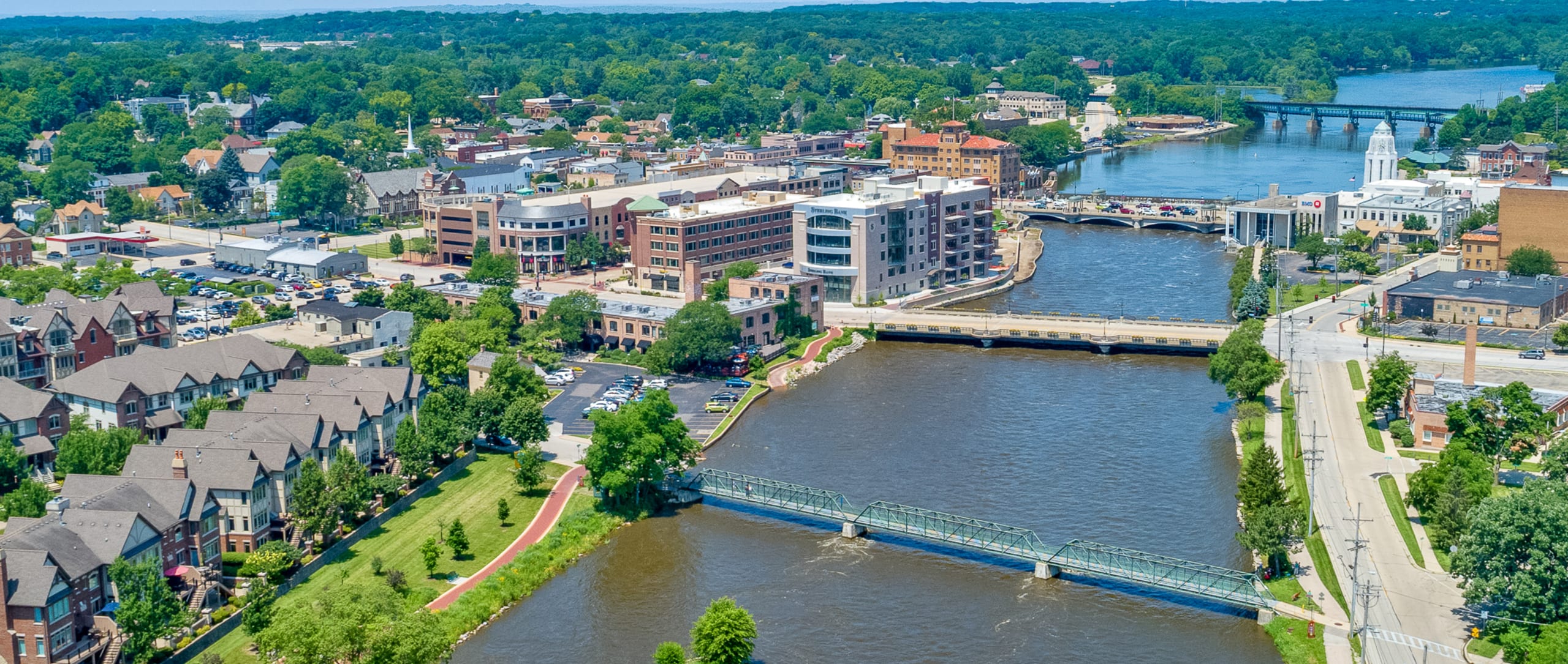 inception-app-prod/YjBmMGMxYmMtNGNhNi00ZDg5LWI4NDktYTdkZWM3YjVkN2Nm/favicon/2019/04/sterling aerial 2.jpg