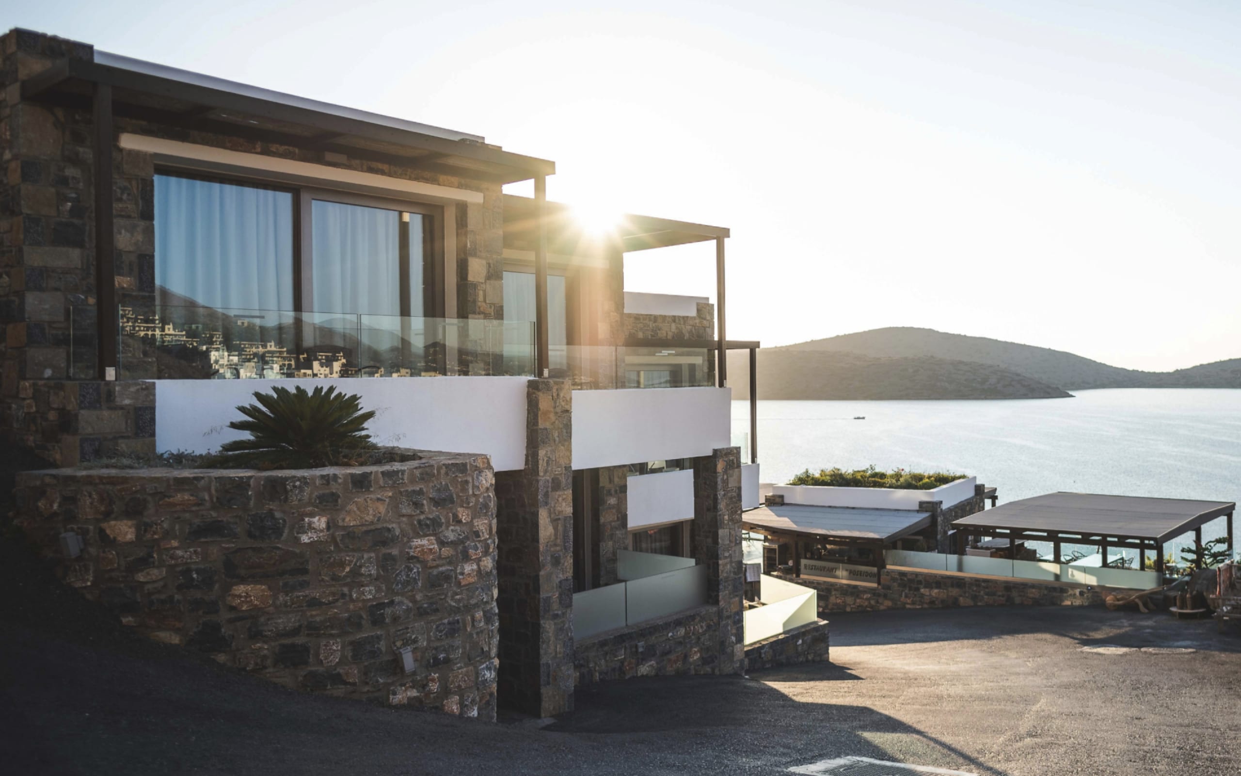 Alejandro Lopez inception-app-prod/YmI4ZWFlZWEtNjUyZC00NjRhLTlkNTgtY2M2MGUyYzEwNzRi/content/2019/12/herocanyon21.png