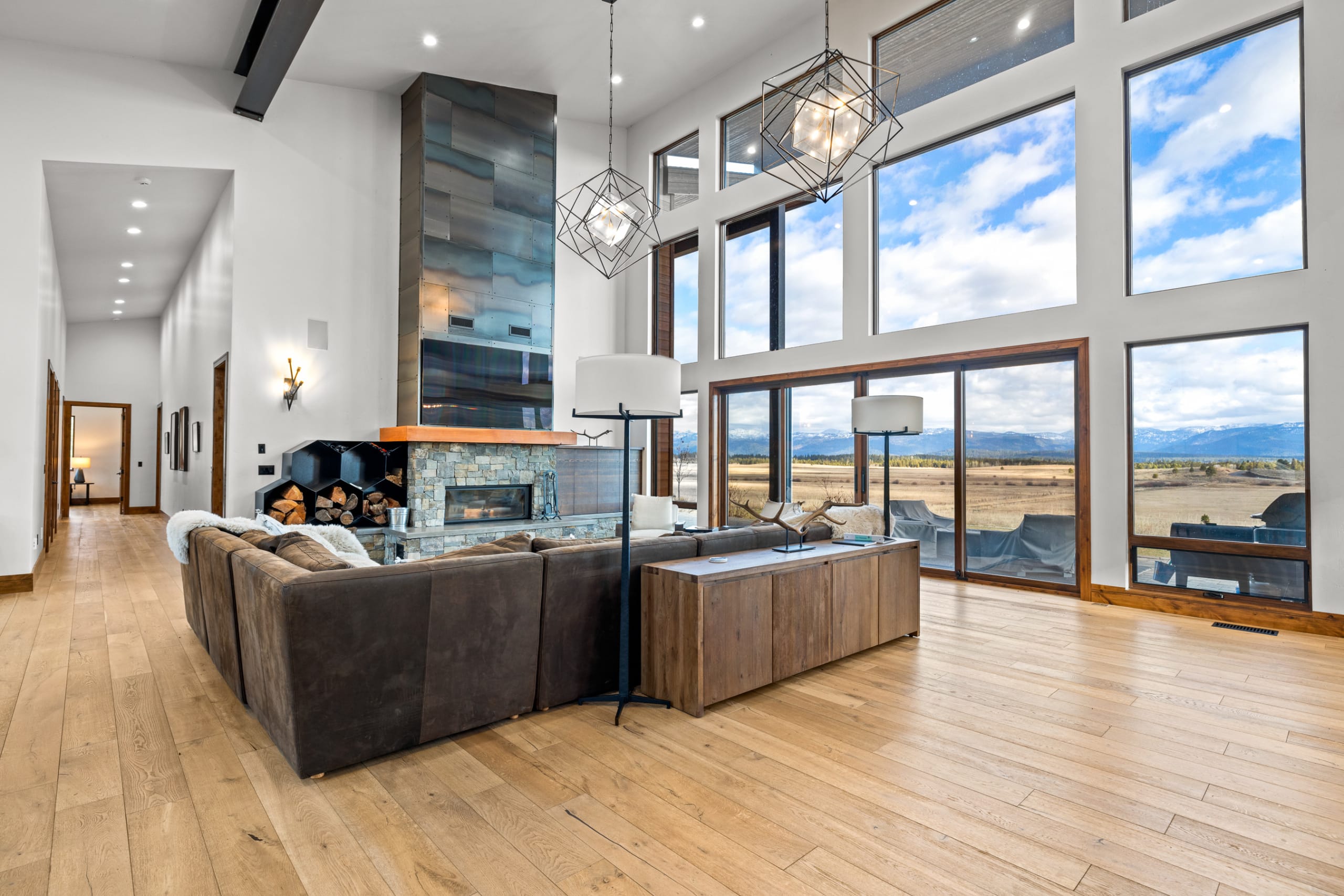 Nicole Pietri inception-app-prod/YzQ2NjczZmEtYmM2MC00YmY3LTg1MzYtNTMwNjAyNjRiNWM0/content/2025/04/7c547a96b0089d06bfc8f057fce2bec466472092.jpg