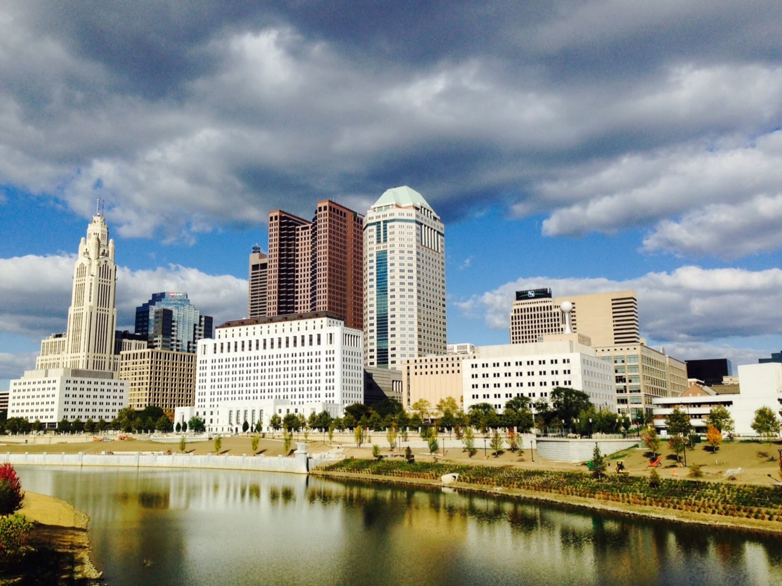 inception-app-prod/ZDRiYTQwZTYtZDdhMy00MzRmLWExY2UtMDBjYjE4NzQxODAy/favicon/2017/01/columbus skyline-2.jpg