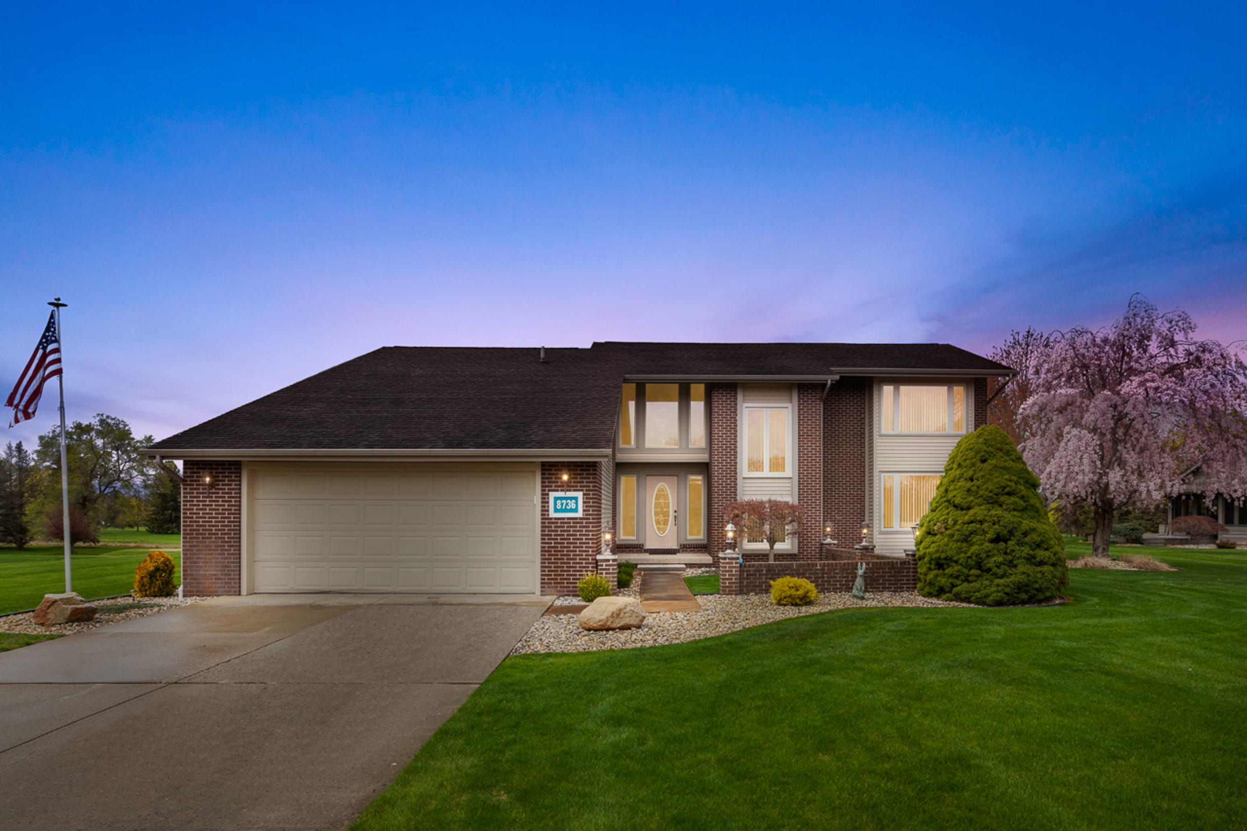 Front Street Realty inception-app-prod/ZGYzMDE4YzctYjc0Yy00YzAzLTkyOTQtNzliMDI2YzljMmNi/content/2022/05/5904909252c6e55e4195f82308ad1d8a4fc2a90a.jpg