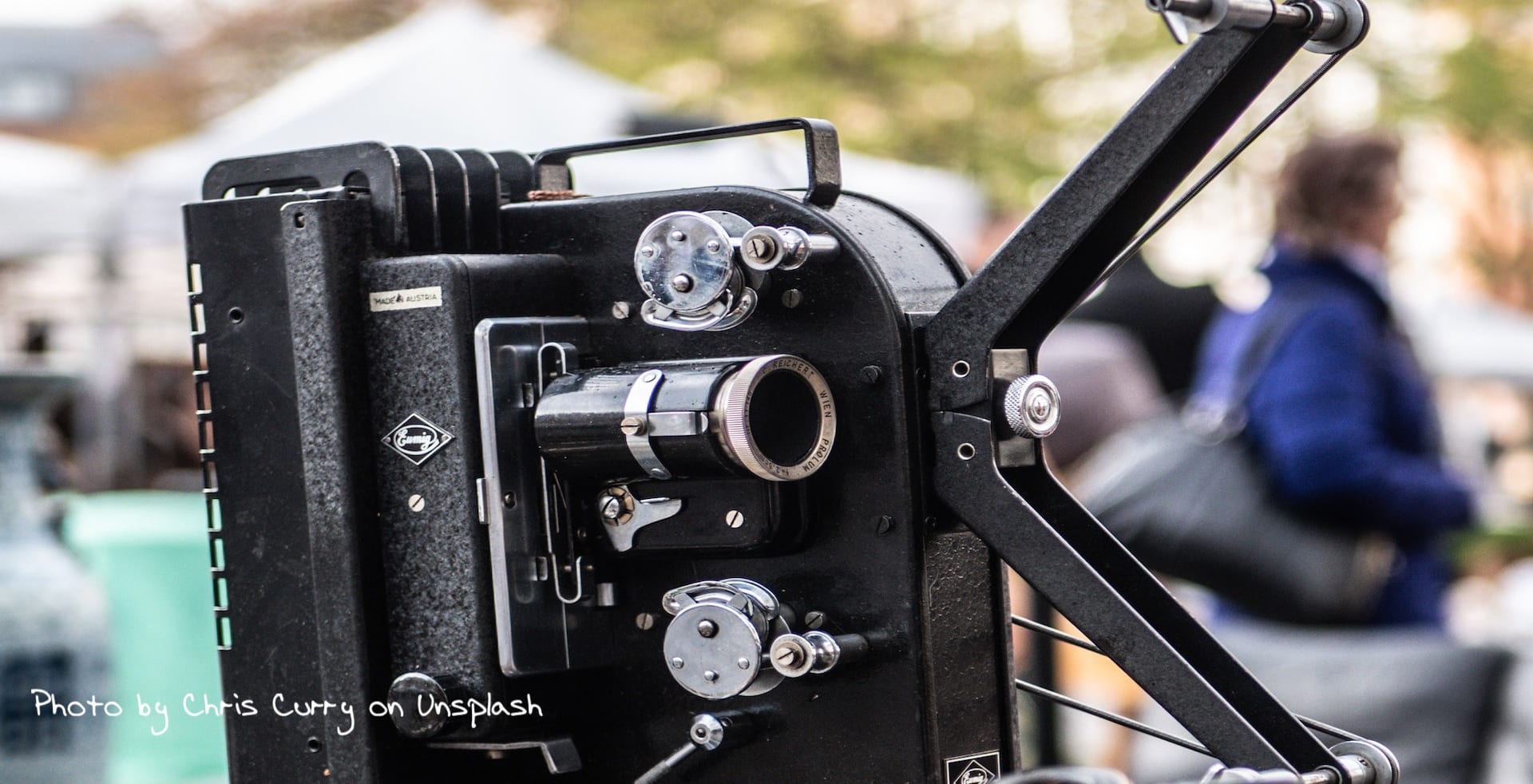 HISTORIC HOME TOURS & RESTORATION VIDEOS inception-app-prod/M2M5Y2M0ODMtM2YxZC00NzY1LThmY2YtNzhhNjhhOTgwYmFj/content/2020/11/chris-curry-jyiy2114mn4-unsplashcopy-2.jpg