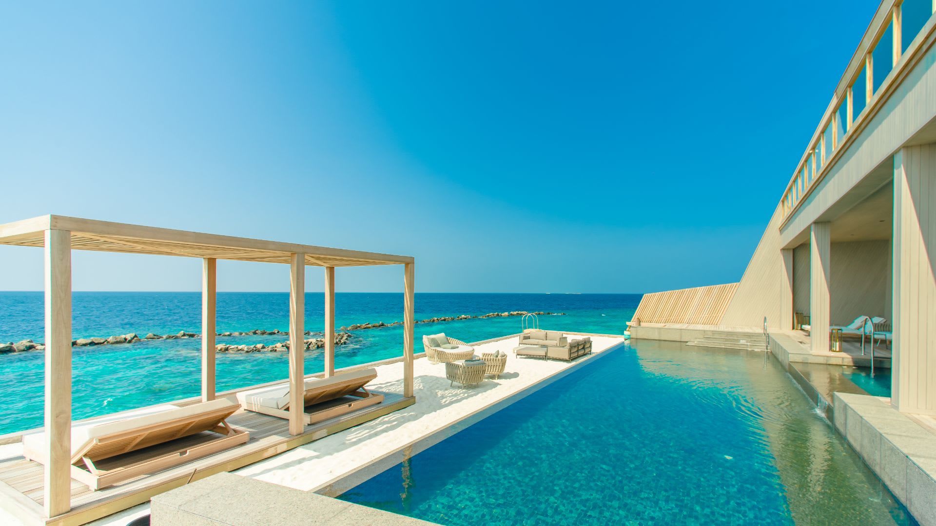 Discover Naples’ Finest Luxury Homes inception-app-prod/YzQwYTAwM2MtYzNiYy00NWRlLTg4OWUtZDE3ODhmMWQ4YjVh/content/2025/02/750ff220f102f29c2003473552e085b843edb0e4.jpg